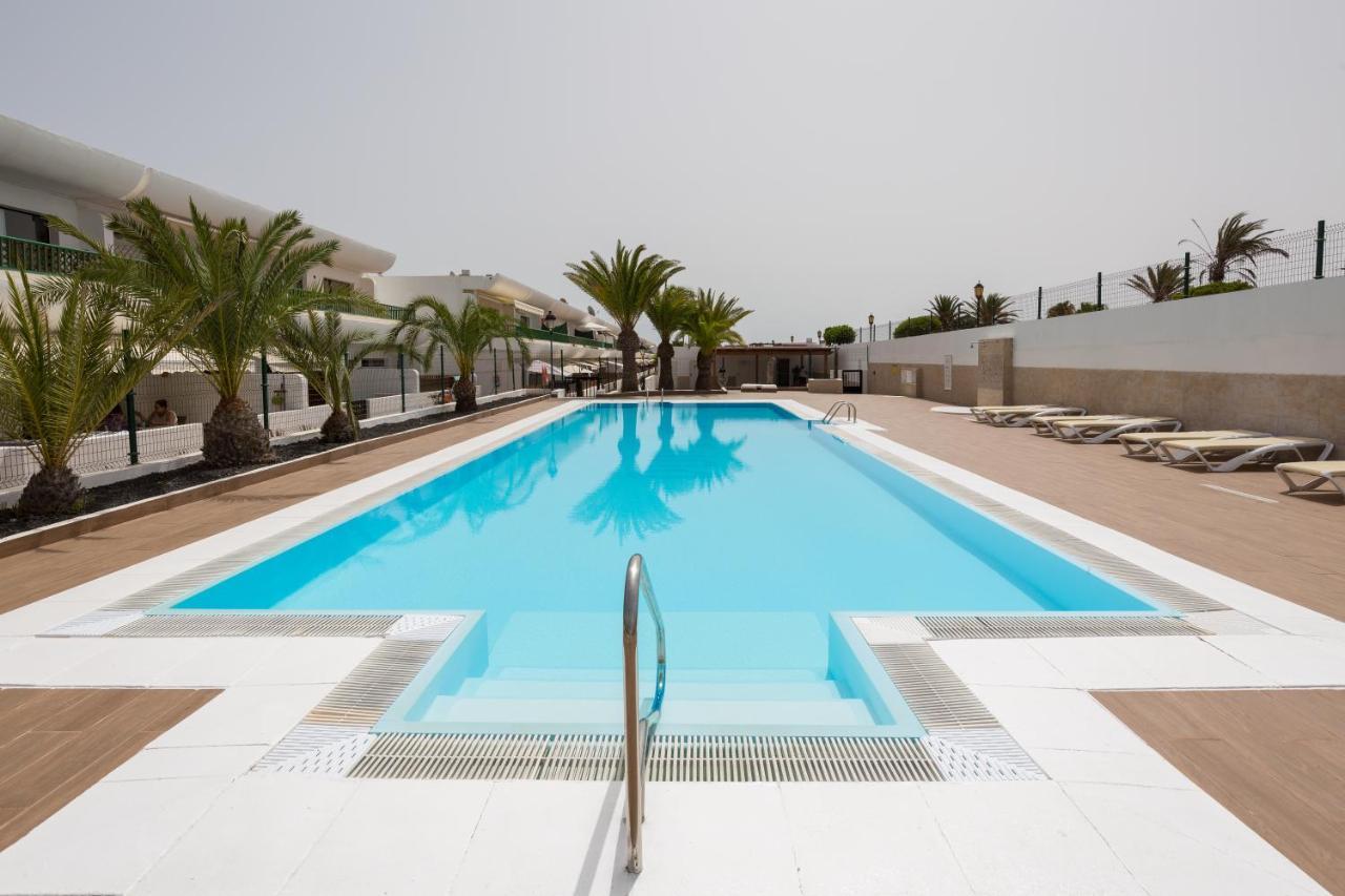 Home2Book Casa Los Chispos Corralejo, Terrace&Pool Exterior foto